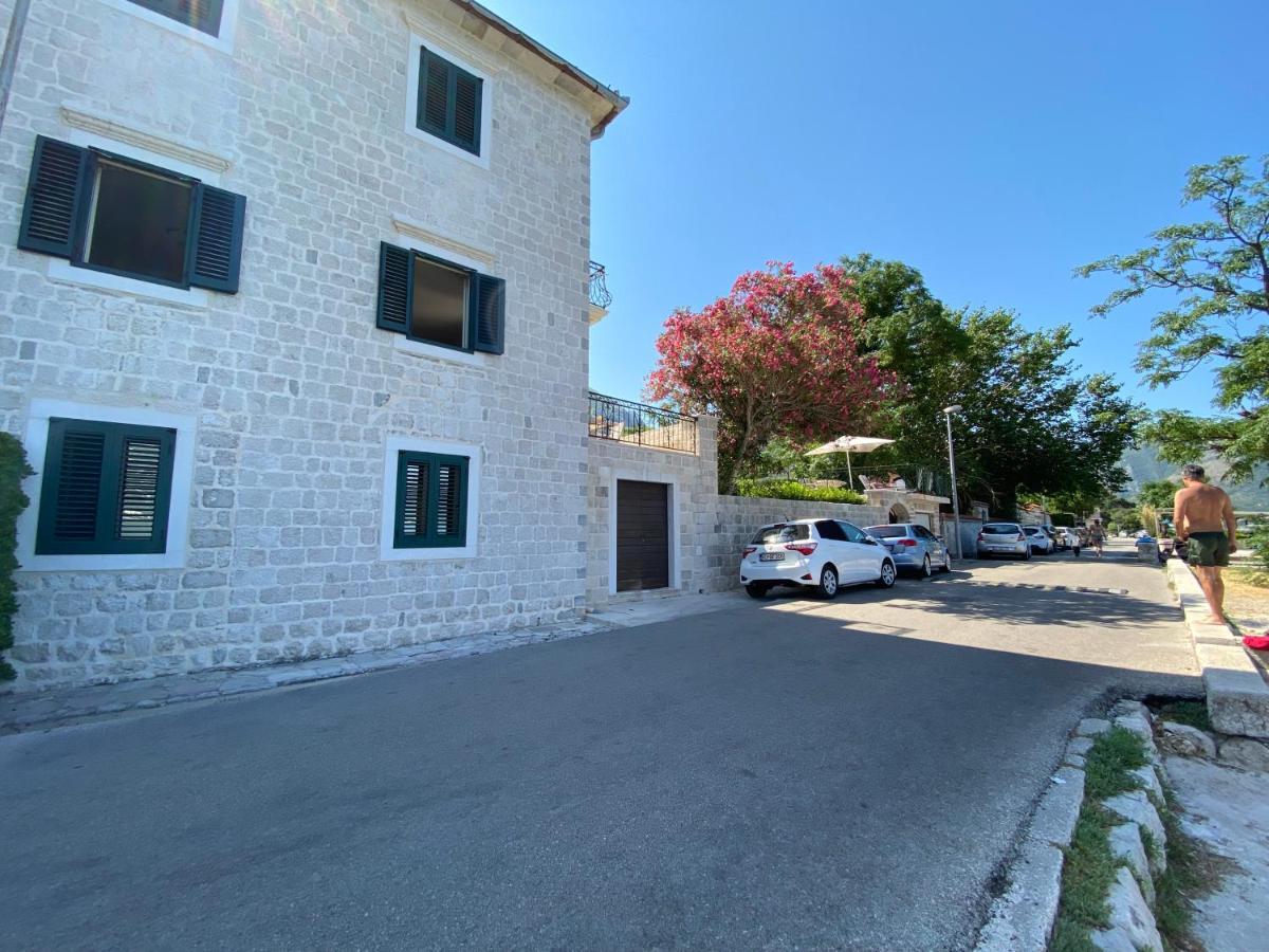 Apartments Marijaz Kotor Eksteriør billede