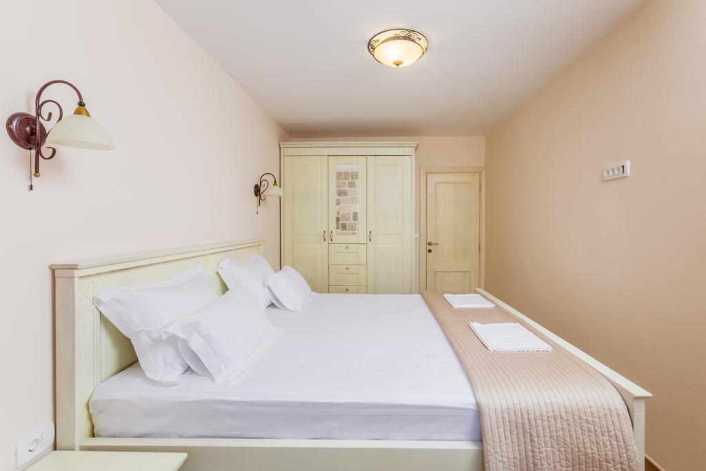 Apartments Marijaz Kotor Eksteriør billede